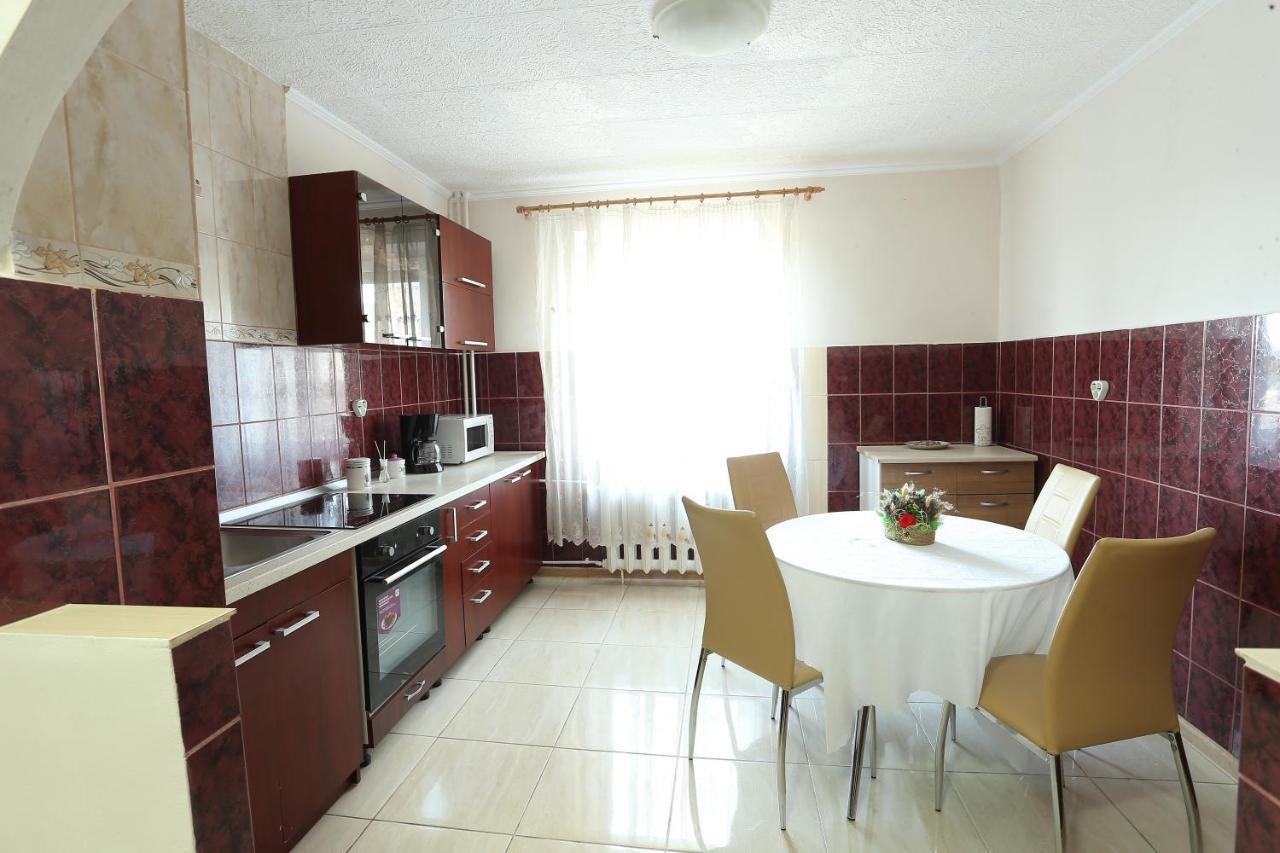 Apartament Dragos Voda 오라데아 외부 사진